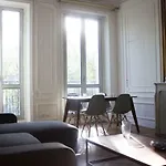 Hostnfly Apartments - Beautiful Apartment Near Republic
